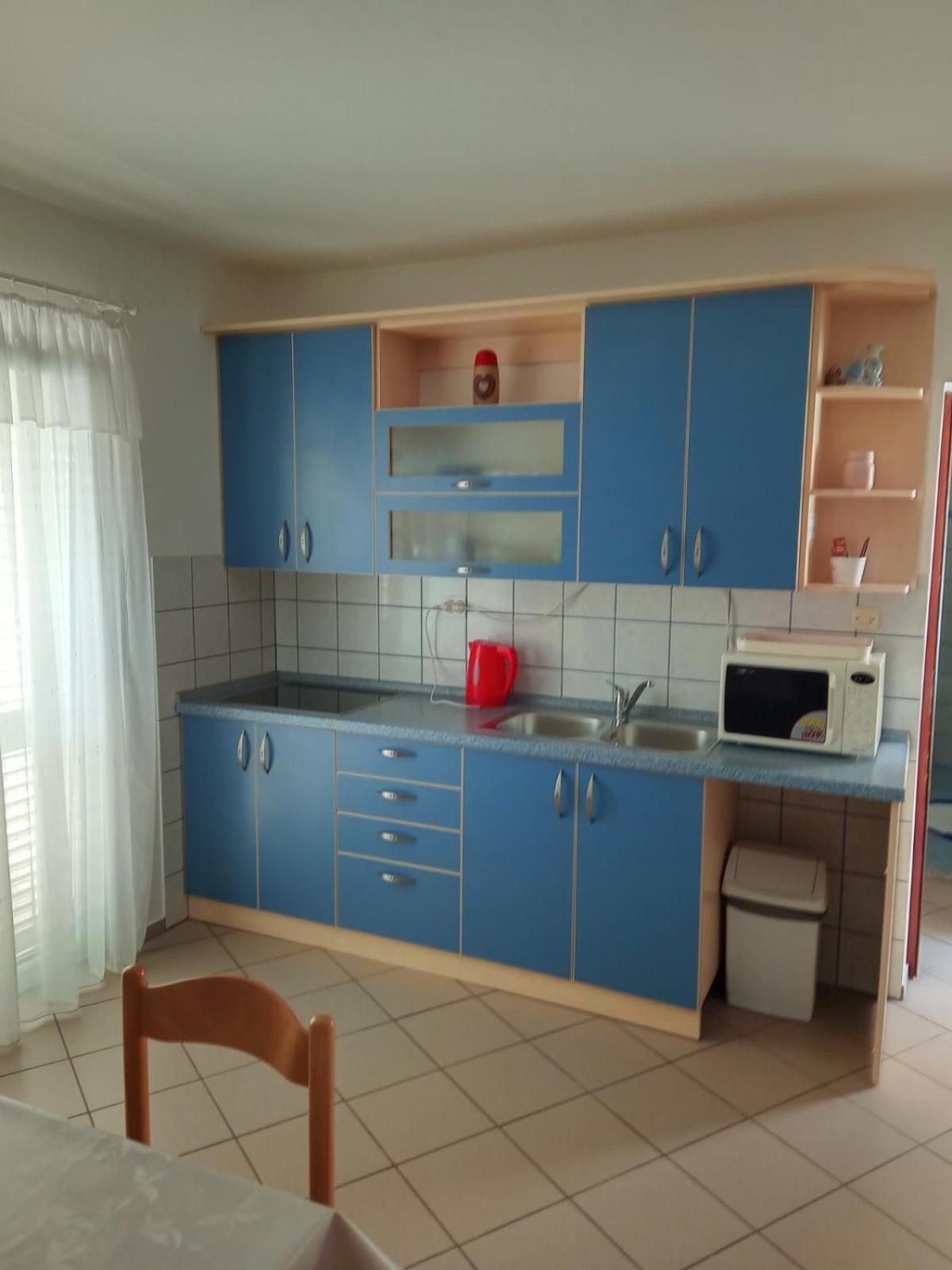 Apartmani Ana Vir Eksteriør billede